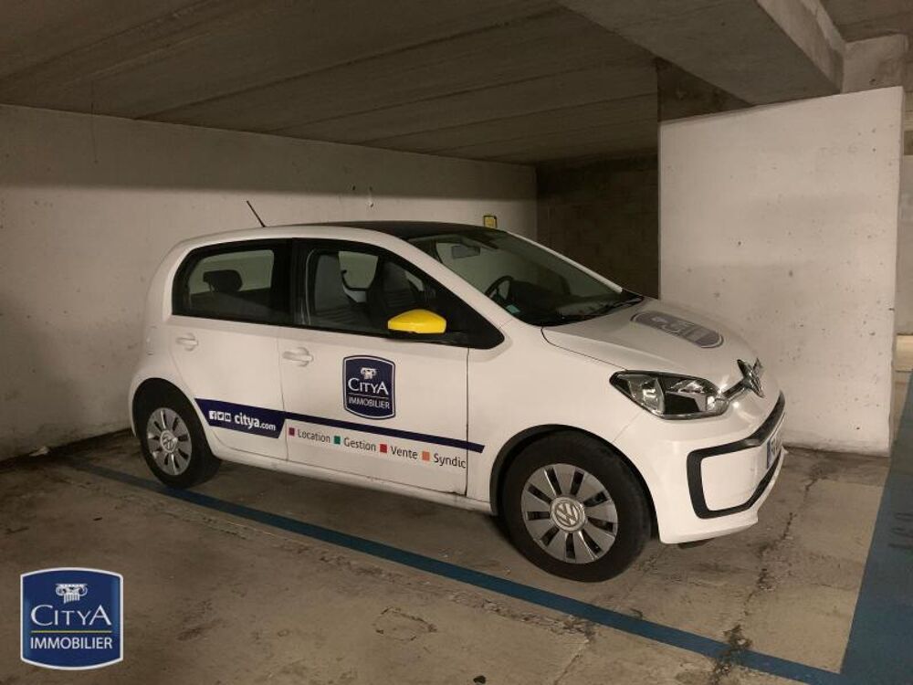 location Parking / Garage Tours (37000)