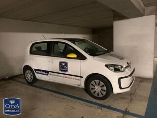  Parking / Garage à louer 