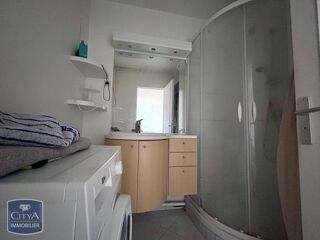  Appartement à louer 3 pièces 63 m²