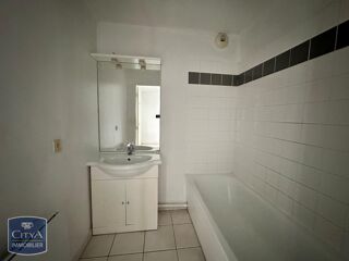  Appartement à louer 3 pièces 52 m²