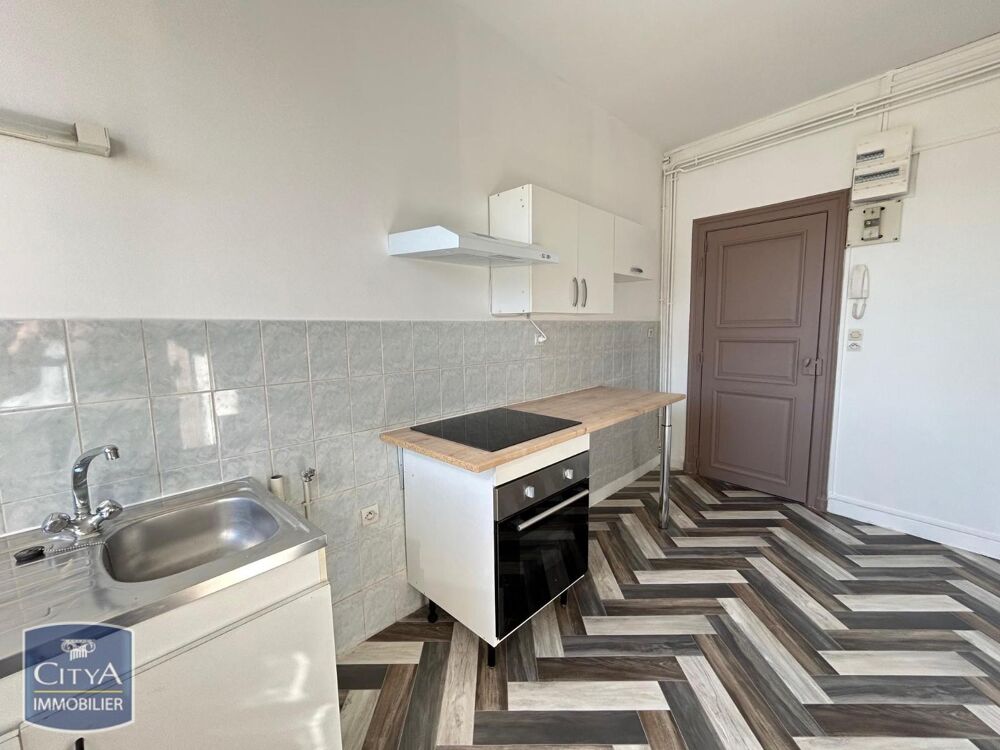 A LOUER : Appartement entièrement rénové de type T1 situ....