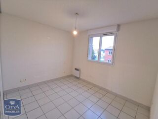  Appartement à louer 3 pièces 75 m²