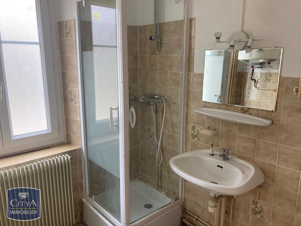 location Maison - 4 pièce(s) - 108 m² Soye-en-Septaine (18340)
