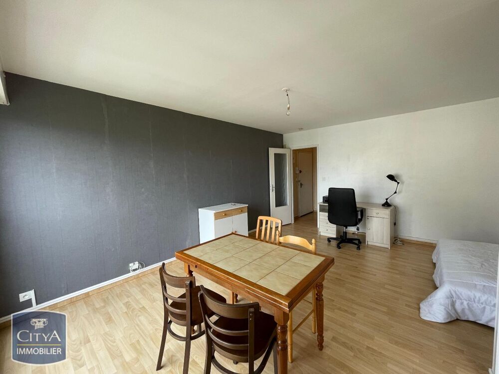 location Appartement - 1 pièce(s) - 37 m² Le Mans (72000)