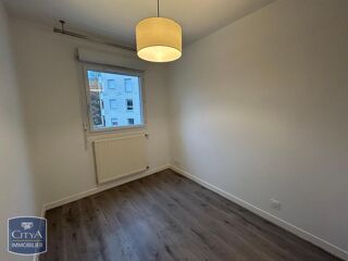  Appartement à louer 2 pièces 31 m²