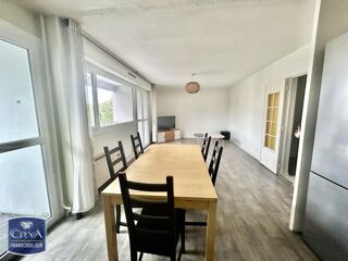  Appartement à louer 5 pièces 103 m²