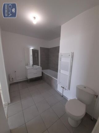 Appartement à louer 2 pièces 47 m²
