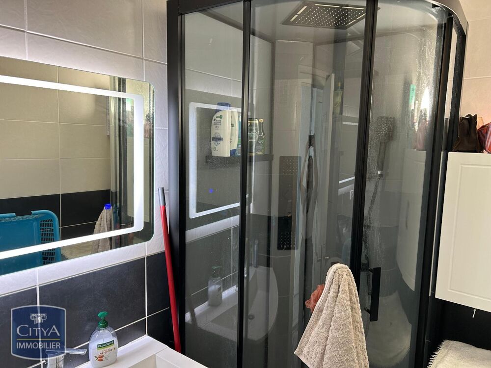 location Appartement - 3 pièce(s) - 70 m² Oyonnax (01100)
