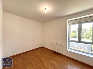  Appartement à louer 4 pièces 68 m²