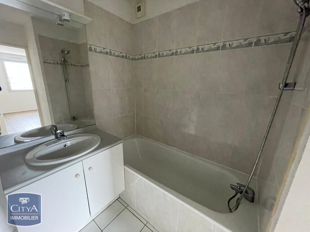 location Appartement - 2 pièce(s) - 43 m² Poitiers (86000)