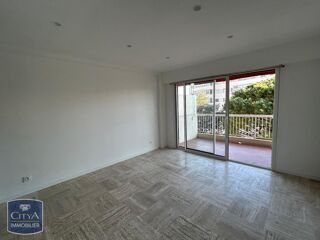  Appartement à louer 2 pièces 37 m²