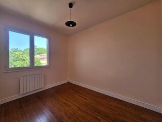  Appartement à louer 4 pièces 69 m²
