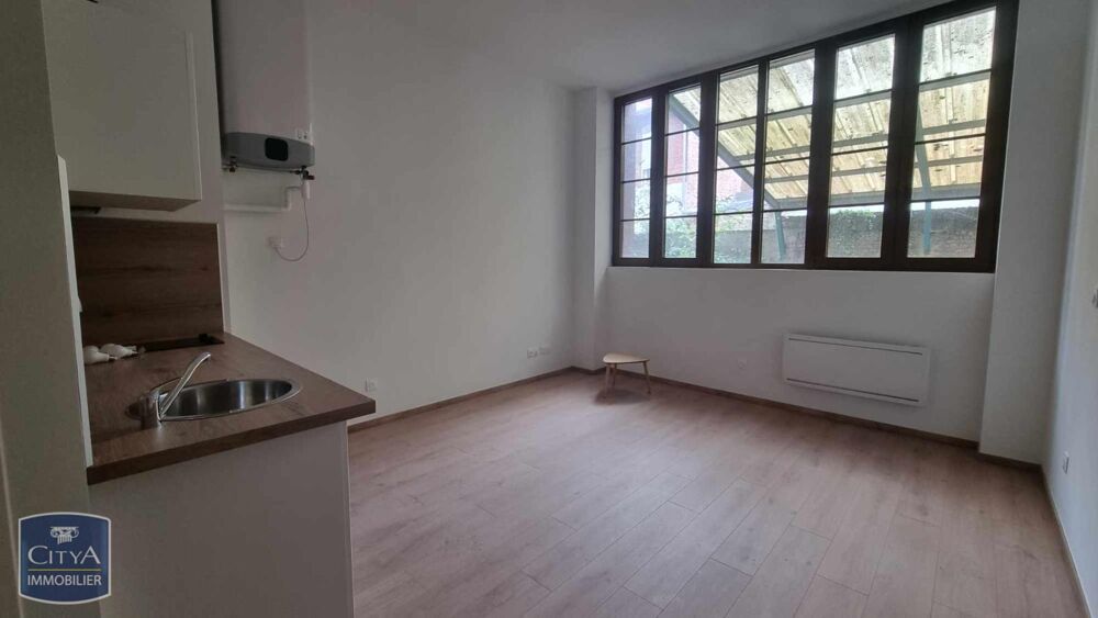location Appartement - 1 pièce(s) - 25 m² Saint-Quentin (02100)