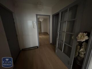  Appartement à louer 2 pièces 74 m²
