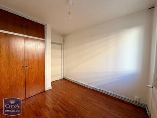  Appartement à louer 4 pièces 85 m²