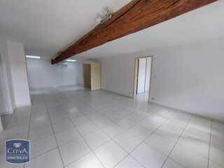  Appartement � louer 3 pi�ces 111 m�