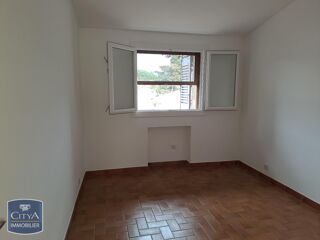  Appartement à louer 3 pièces 53 m²