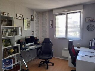  Appartement à louer 3 pièces 65 m²