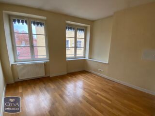  Appartement à louer 3 pièces 63 m²