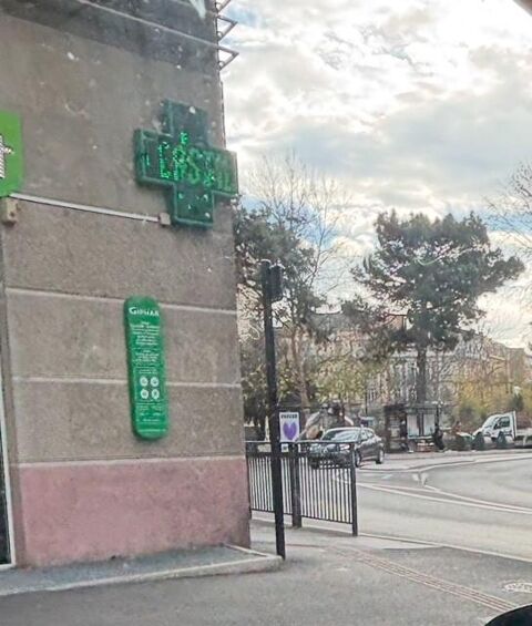  Parking / Garage � louer 