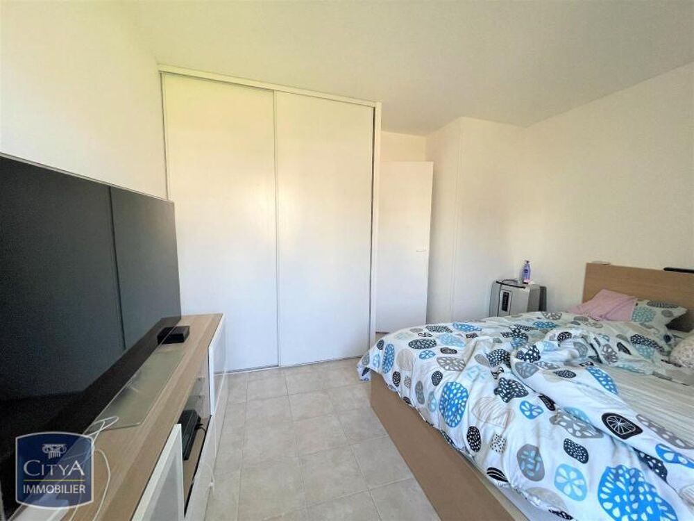 location Appartement - 3 pièce(s) - 66 m² Montfavet (84140)