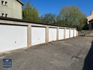  Parking / Garage � louer 