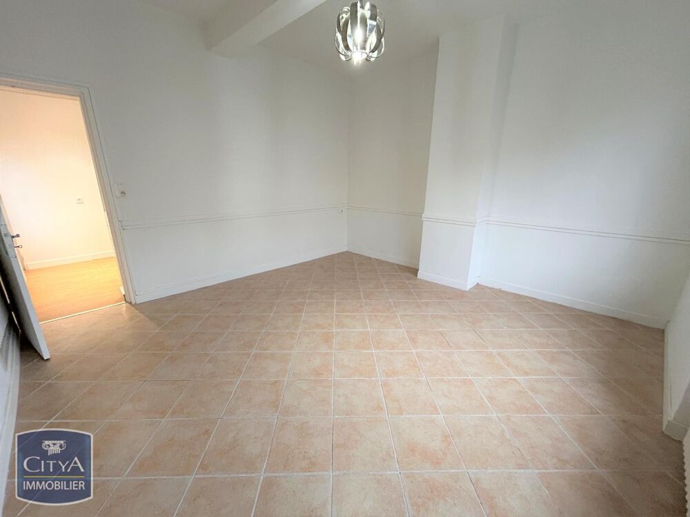 À LOUER : Maison T2bis sur 3 niveaux idéalement placée r....