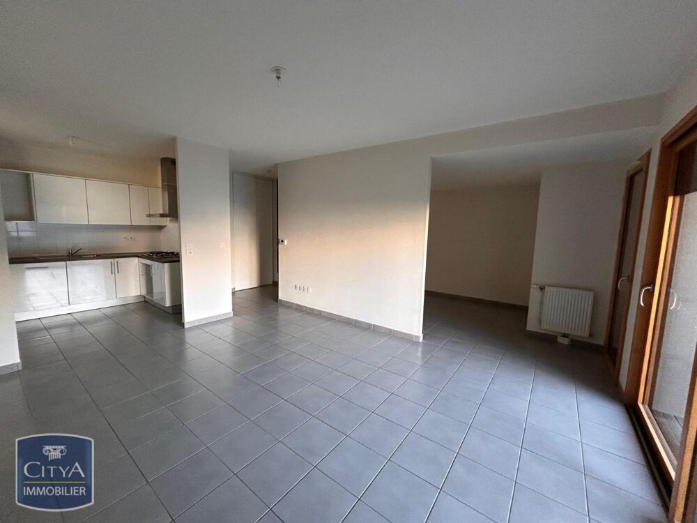 location Appartement - 3 pièce(s) - 74 m² Clermont-Ferrand (63000)