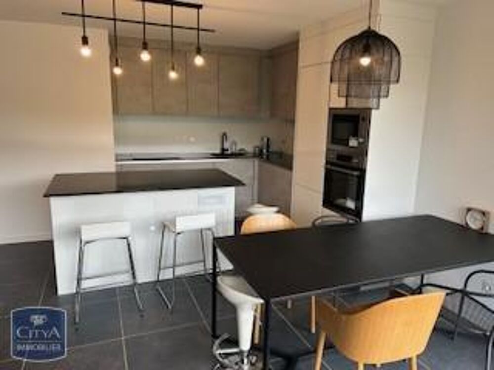 location Appartement - 4 pièce(s) - 81 m² Ferney-Voltaire (01210)
