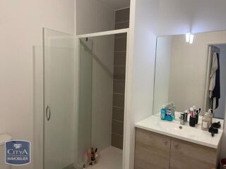  Appartement à louer 2 pièces 43 m²