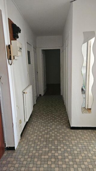  Appartement à louer 4 pièces 74 m²