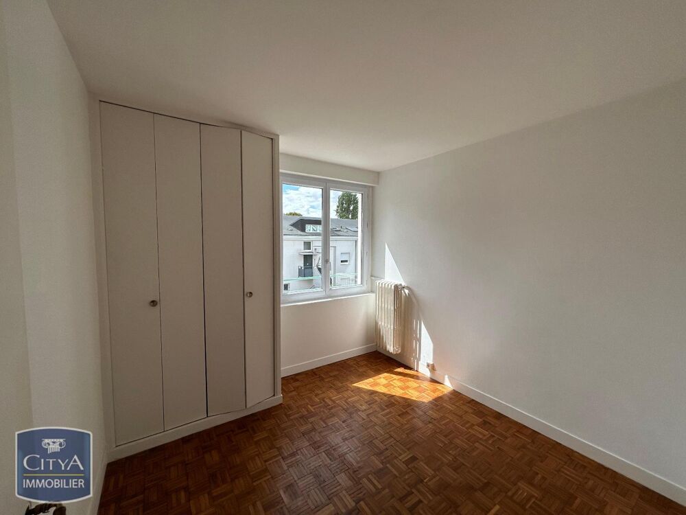 location Appartement - 3 pièce(s) - 59 m² Sèvres (92310)