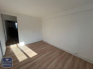  Appartement à louer 2 pièces 32 m²