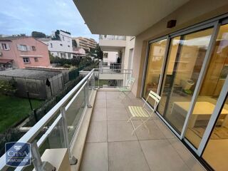 Appartement à louer 2 pièces 43 m²