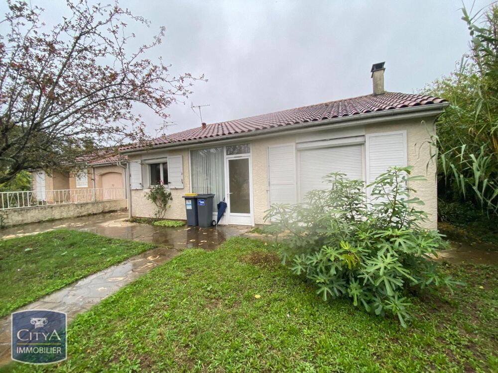 À LOUER : Maison T3 située à Poitiers 86000. Ce bien imm....