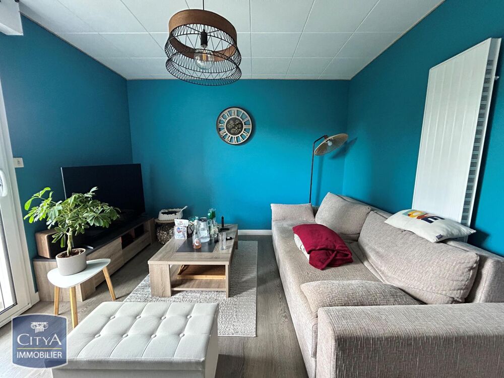 À LOUER : Appartement T4 à Niort, situé dans un quartier....