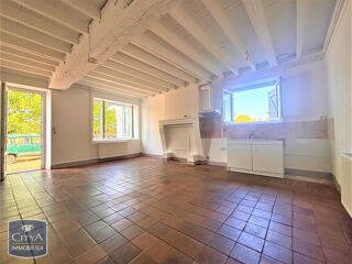  Appartement à louer 4 pièces 104 m²