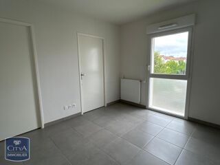  Appartement à louer 1 pièce 34 m²