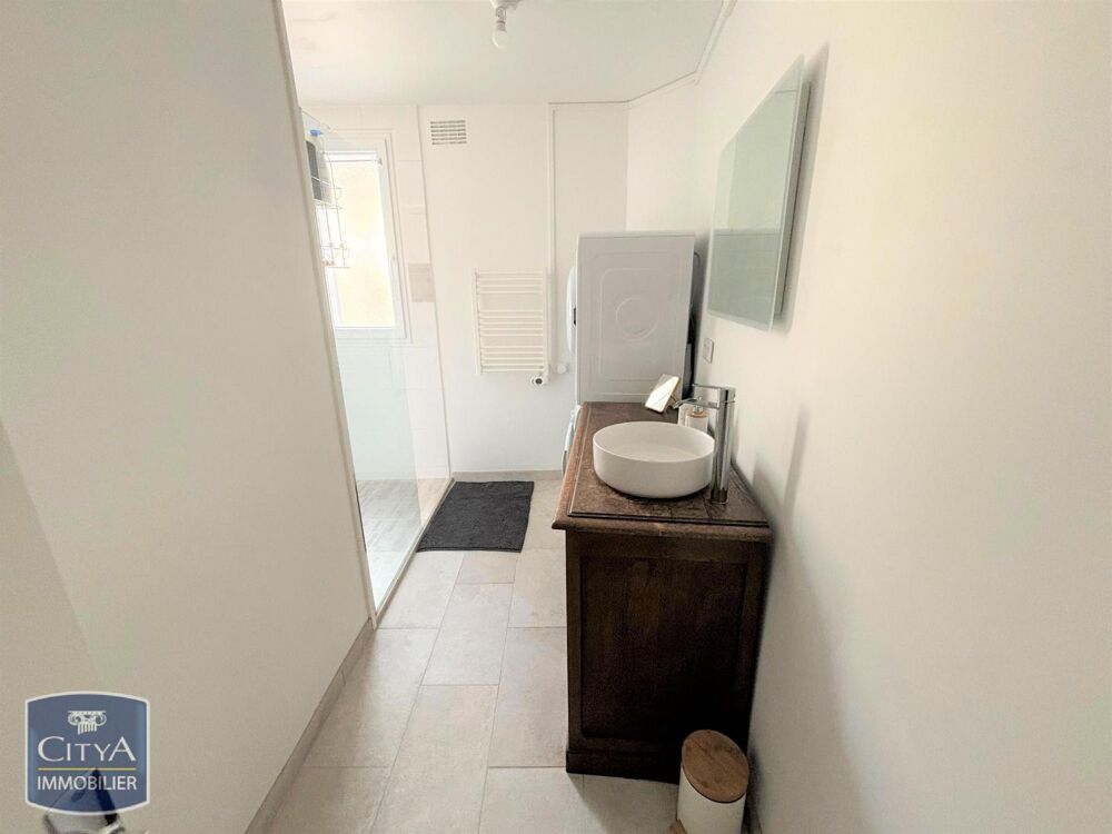 location Appartement - 2 pièce(s) - 51 m² Bourganeuf (23400)