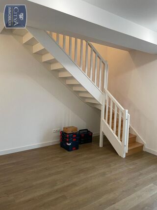  Appartement à louer 4 pièces 71 m²