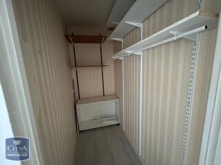  Appartement à louer 2 pièces 44 m²