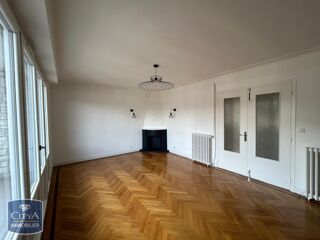  Appartement à louer 3 pièces 69 m²