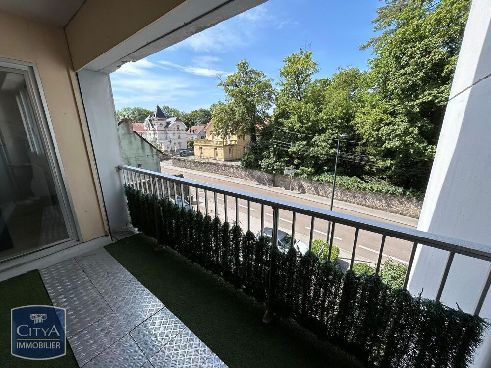 EXCLUSIVITÉ - APPARTEMENT 4 PIÈCES AVEC TERRASSE - RUE D....