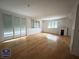  Appartement à louer 4 pièces 128 m²