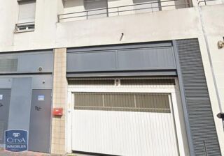  Parking / Garage à louer 