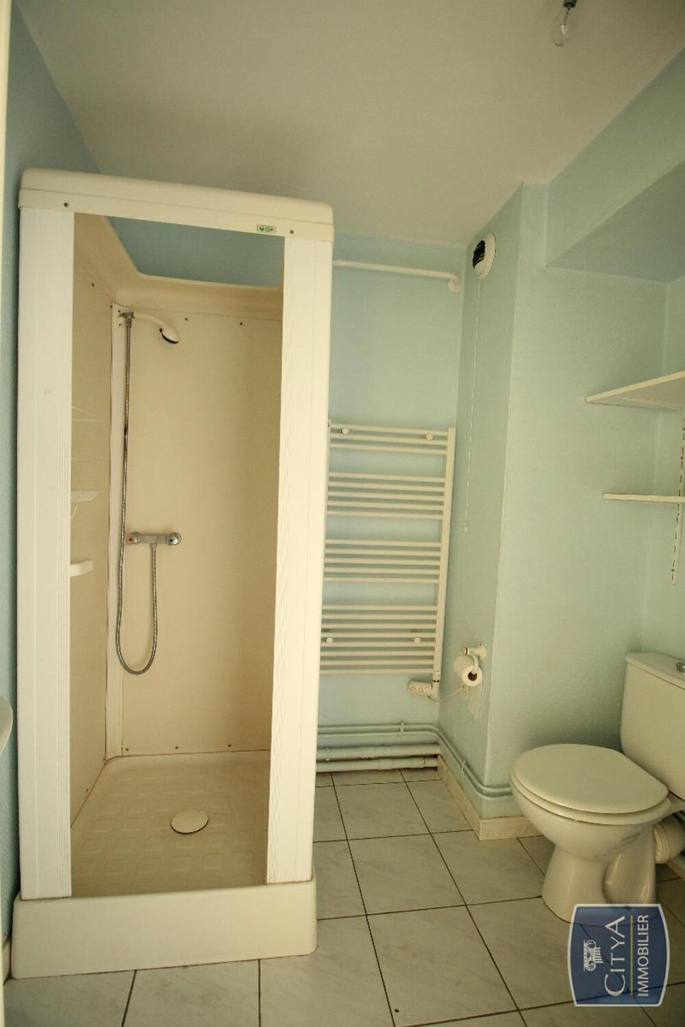 Réf. : GES75470137-77 À LOUER : Appartement T1 situé à D....
