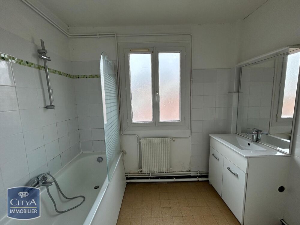 location Appartement - 3 pièce(s) - 67 m² Charleville-Mézières (08000)