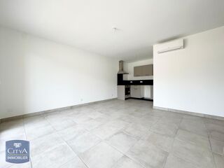 location Appartement - 2 pièce(s) - 48 m² Nîmes (30000)