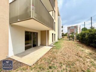  Appartement à louer 4 pièces 83 m²