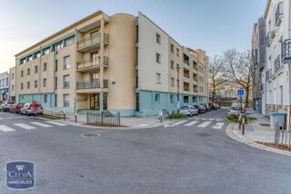  Appartement à louer 1 pièce 18 m²